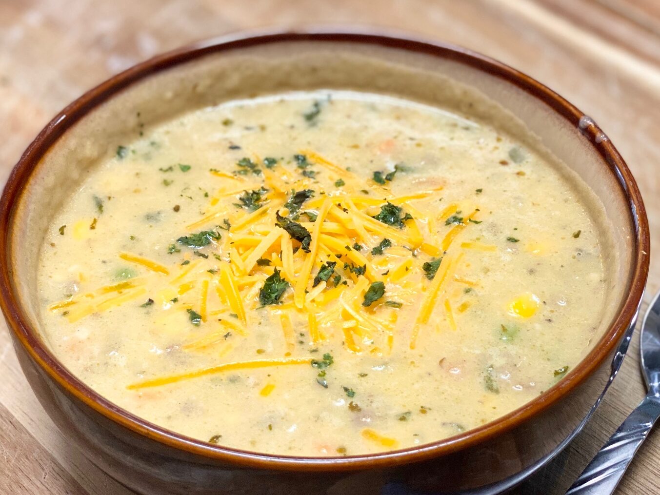 CREAMY HAMBURGER POTATO SOUP